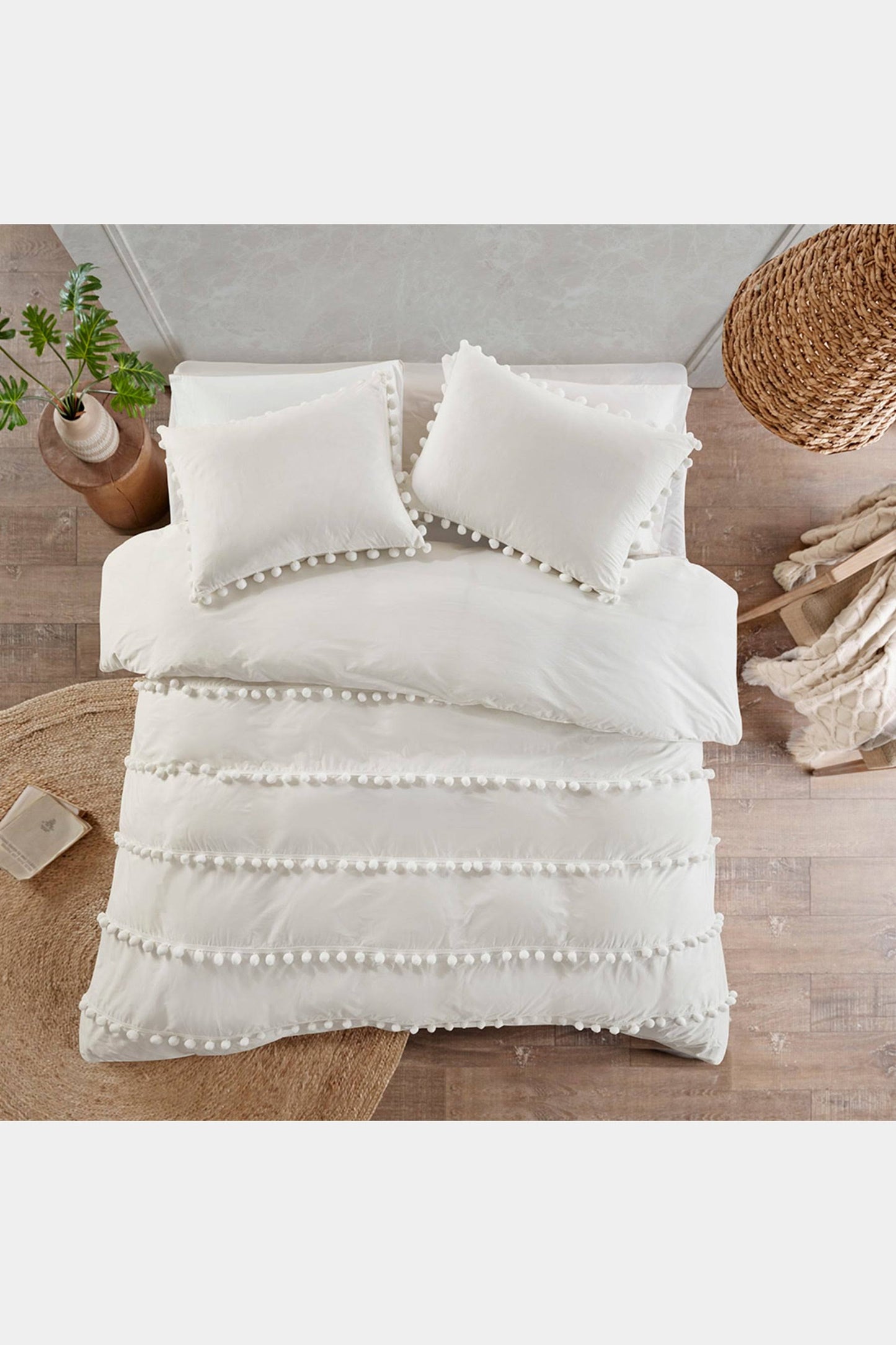 Leona 3 Piece Pom Pom Cotton Comforter Set - Full/Queen - Ivory