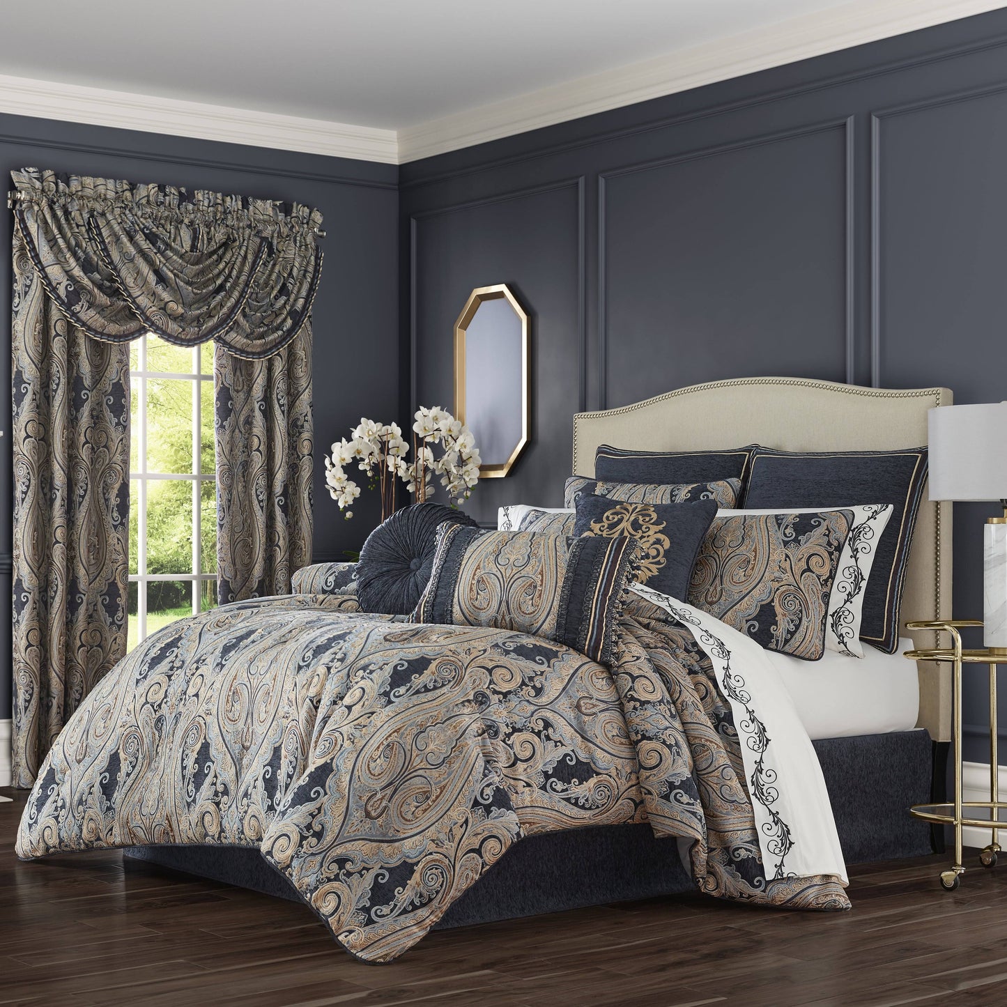 Luciana Indigo 4-Piece Comforter Set, Queen