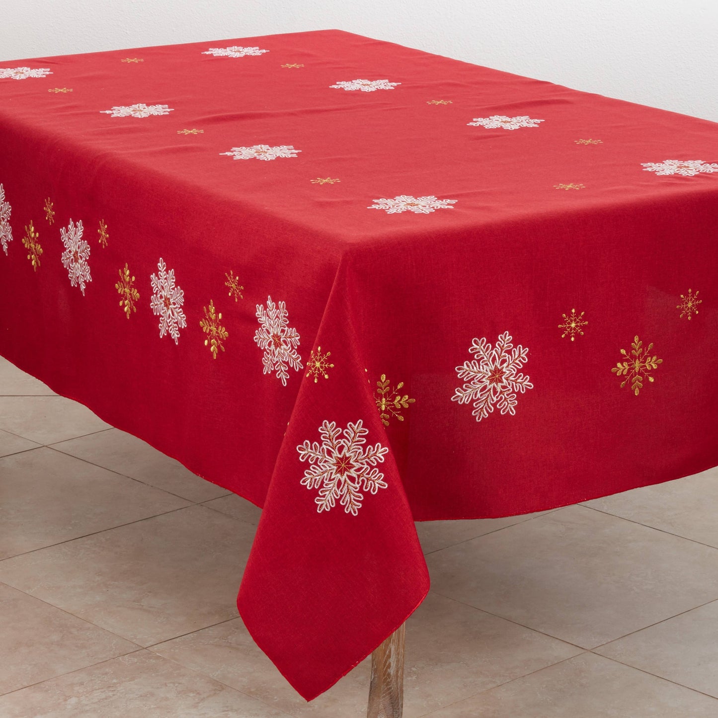 Lifestyle 116.R7090b 70 X 90 In. Snowflake Design Tablecloth, Red